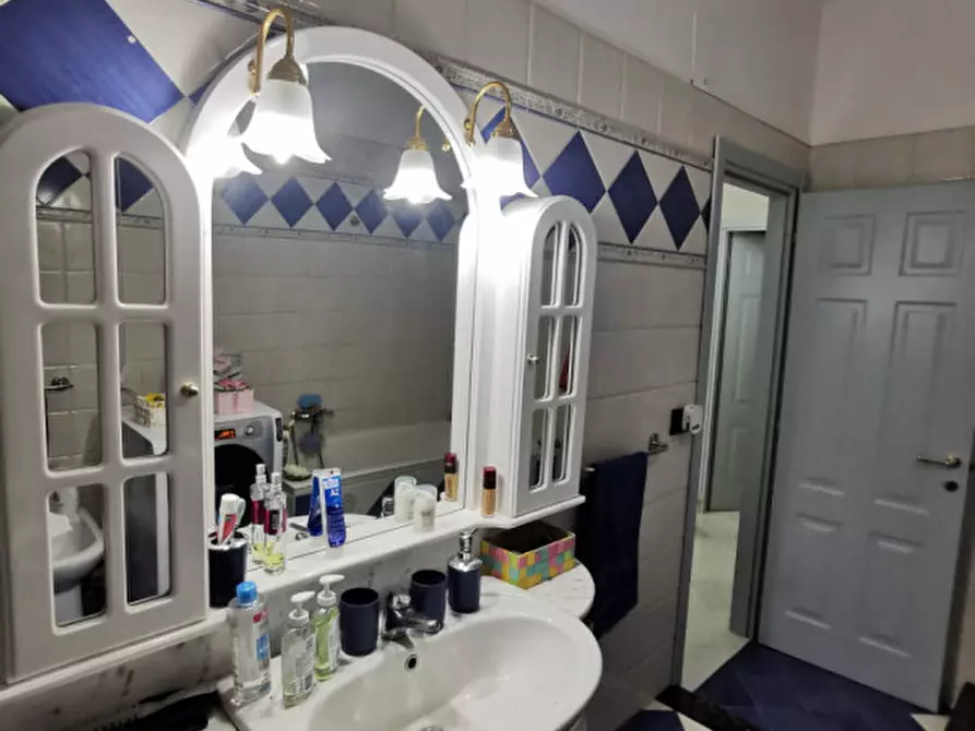 Immagine 14 di Appartamento in vendita  in Via Antonio Purificato a Catanzaro