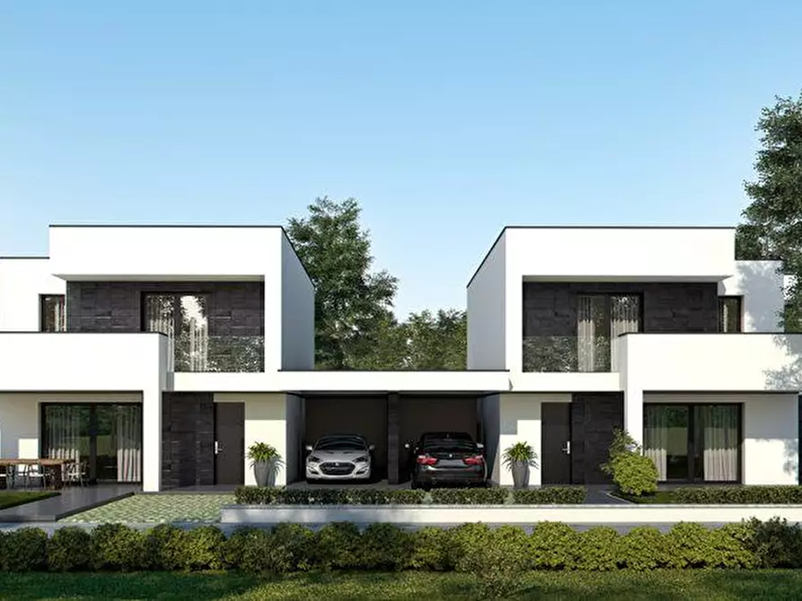 Immagine 2 di Casa bifamiliare in vendita  in Via Francesco Petrarca a San Donà Di Piave