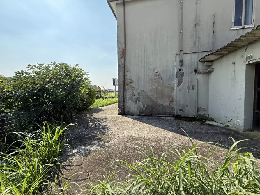 Immagine 3 di Casa indipendente in vendita  a Abano Terme