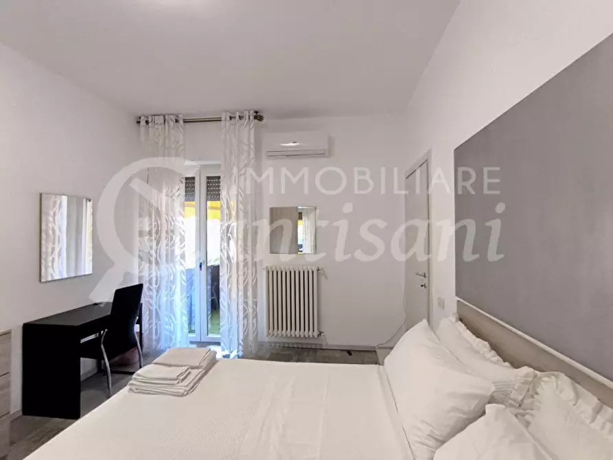 Immagine 9 di Appartamento in vendita  in via adelina patti a Firenze