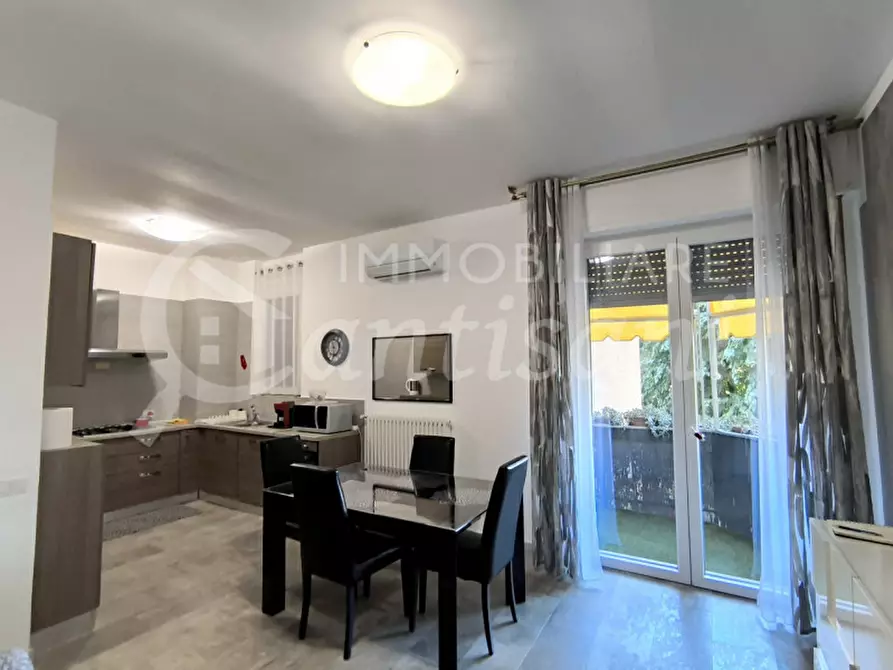 Immagine 21 di Appartamento in vendita  in via adelina patti a Firenze