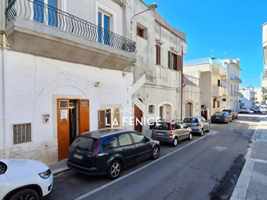 Immagine 3 di Appartamento in vendita  in via Gorizia a Locorotondo