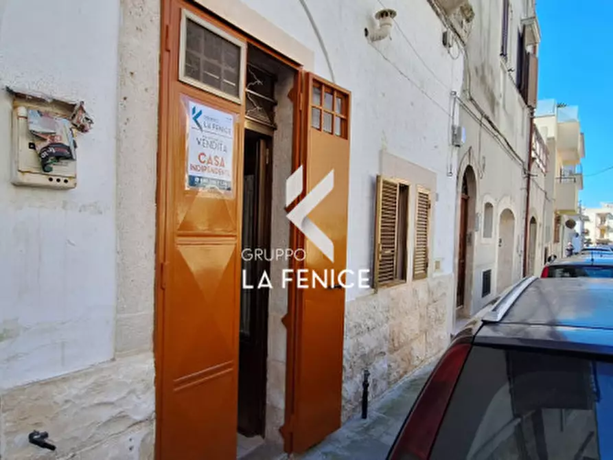 Immagine 5 di Appartamento in vendita  in via Gorizia a Locorotondo