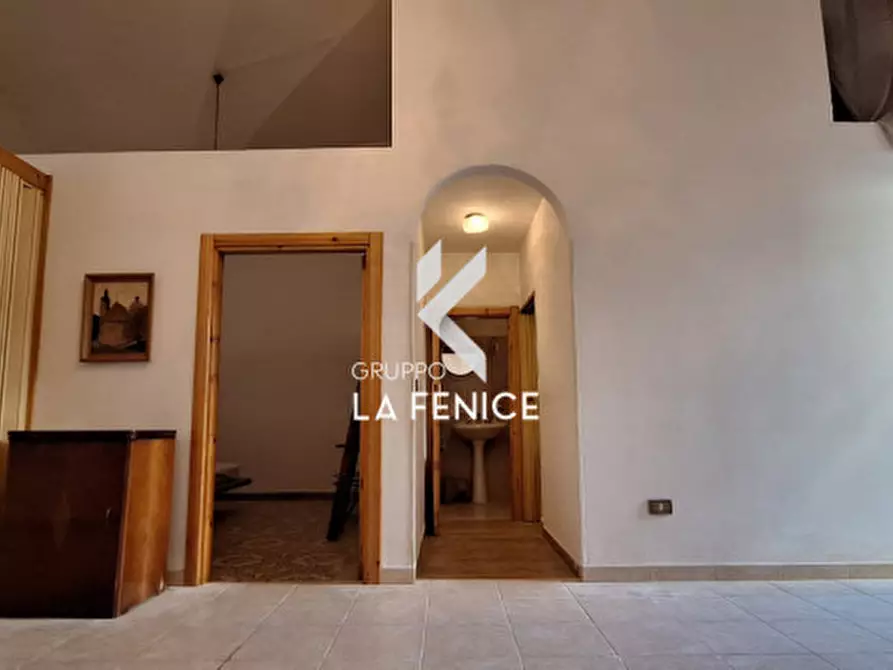 Immagine 16 di Appartamento in vendita  in via Gorizia a Locorotondo