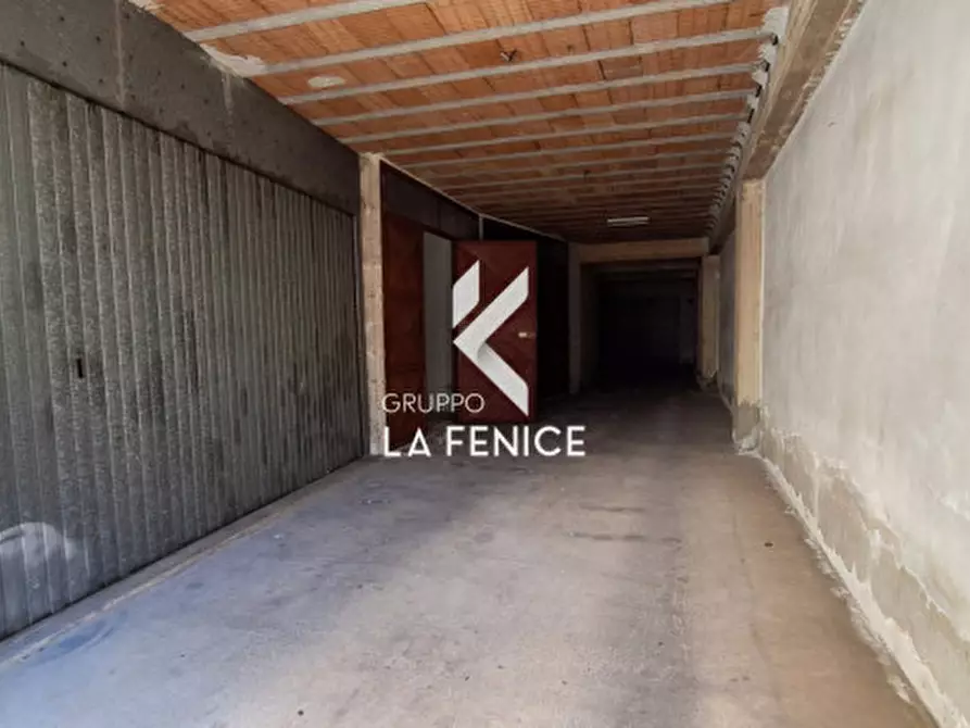 Immagine 36 di Appartamento in vendita  in via Gorizia a Locorotondo