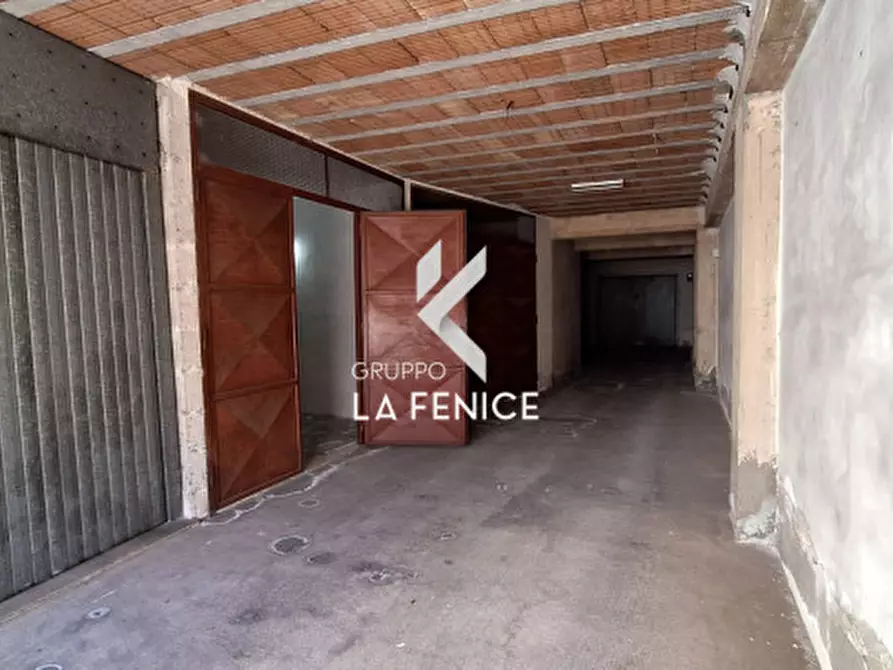 Immagine 37 di Appartamento in vendita  in via Gorizia a Locorotondo