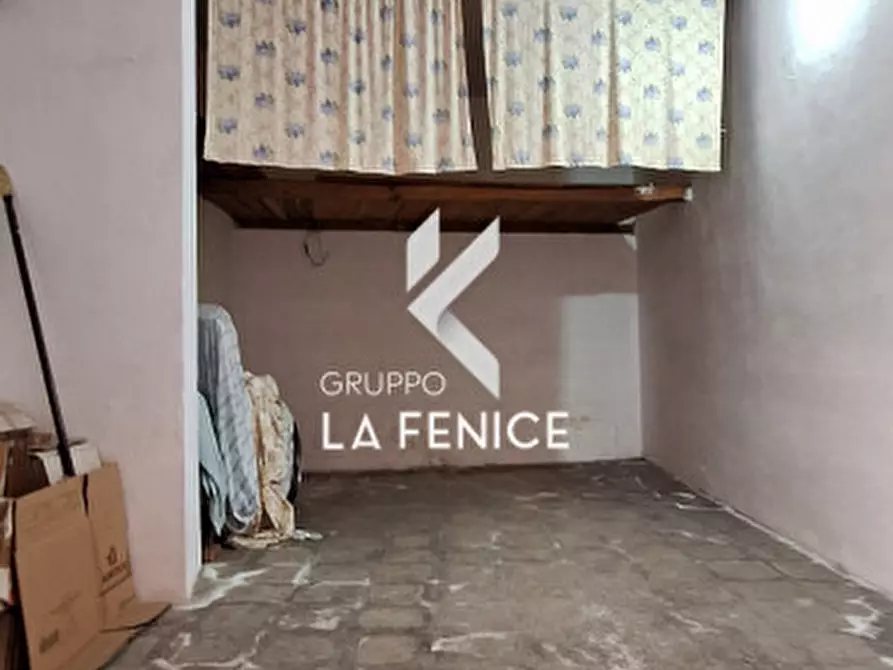 Immagine 40 di Appartamento in vendita  in via Gorizia a Locorotondo