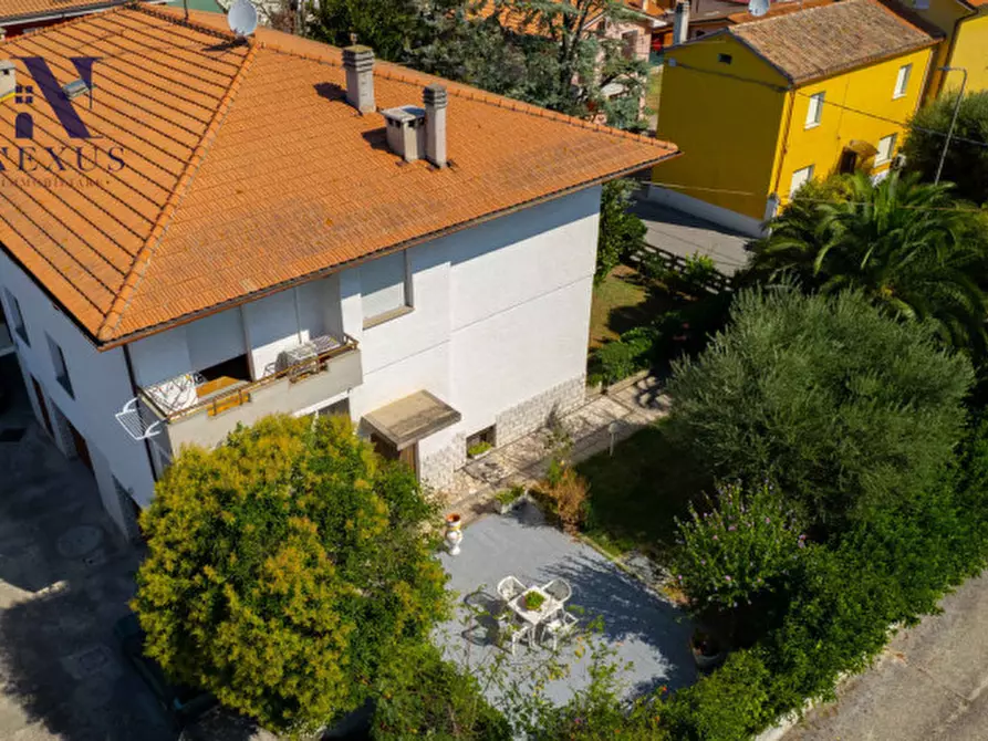 Immagine 1 di Appartamento in vendita  a Fano