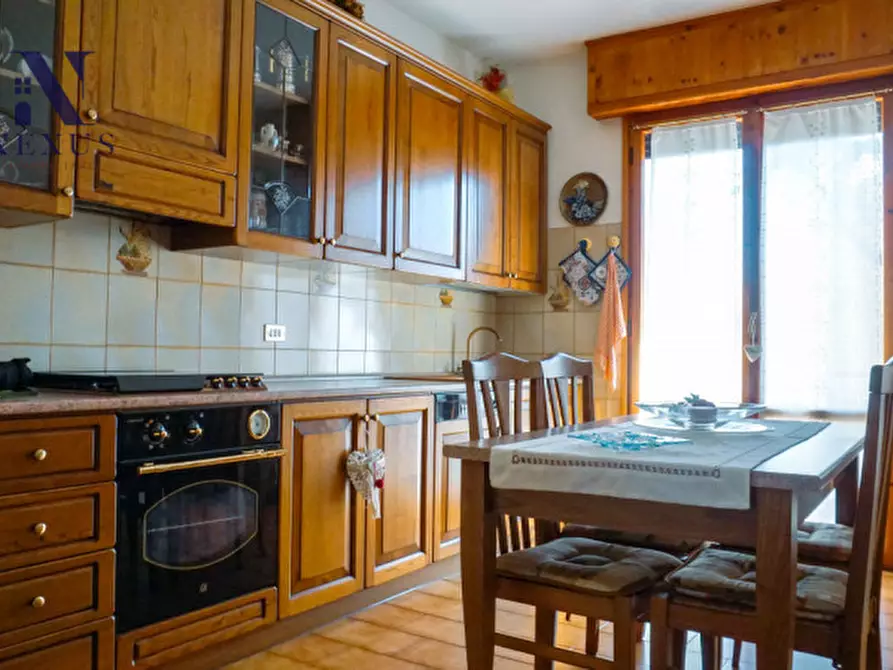 Immagine 8 di Appartamento in vendita  a Fano