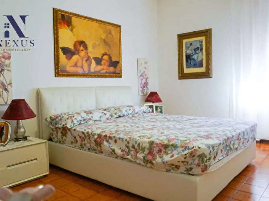 Immagine 10 di Appartamento in vendita  a Fano