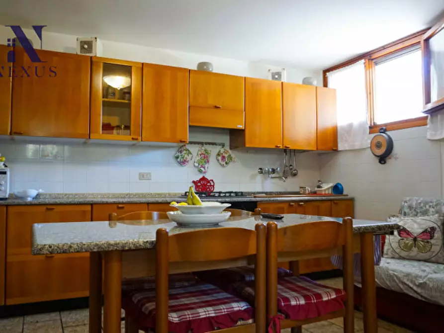 Immagine 16 di Appartamento in vendita  a Fano