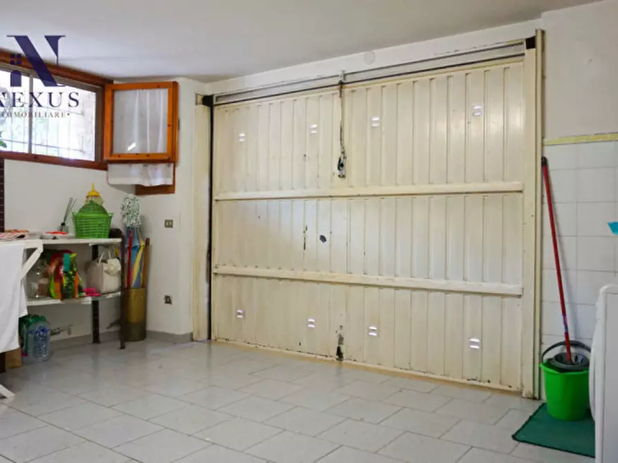 Immagine 19 di Appartamento in vendita  a Fano