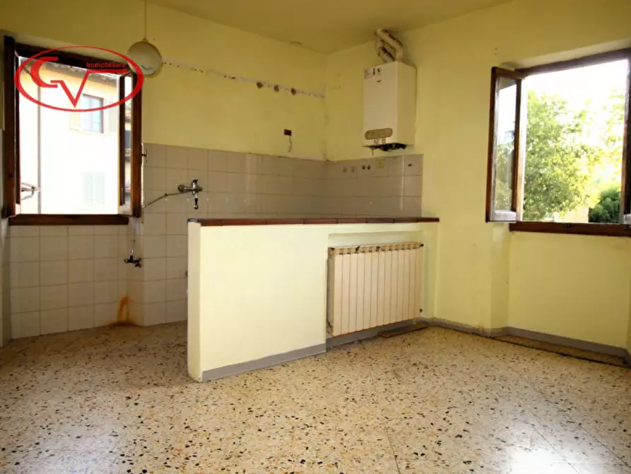 Immagine 1 di Appartamento in vendita  in Via Roma a Cavriglia