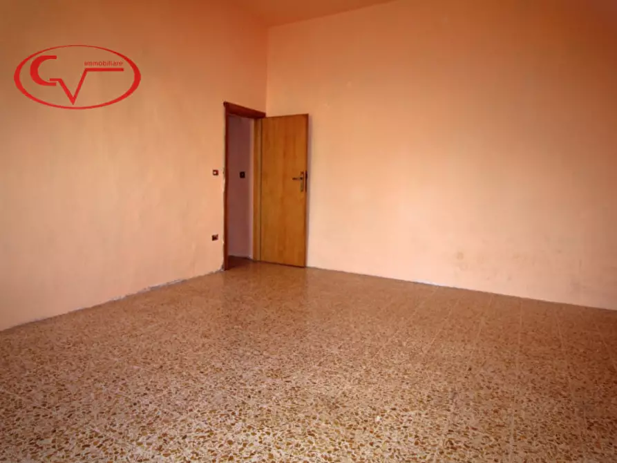 Immagine 7 di Appartamento in vendita  in Via Roma a Cavriglia