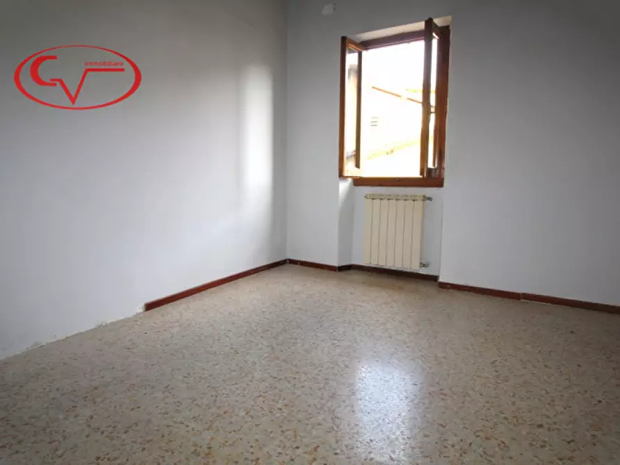 Immagine 8 di Appartamento in vendita  in Via Roma a Cavriglia