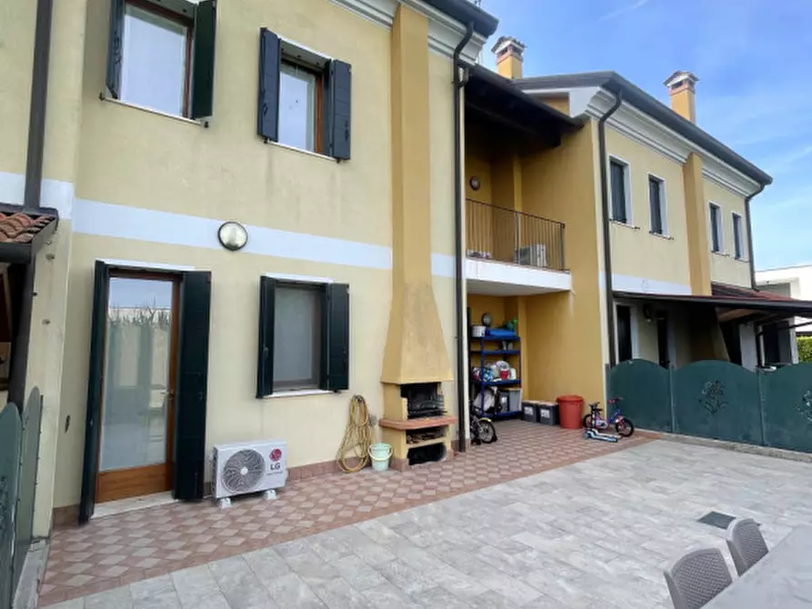 Immagine 24 di Villetta a schiera in vendita  in Via Creare a Arzergrande