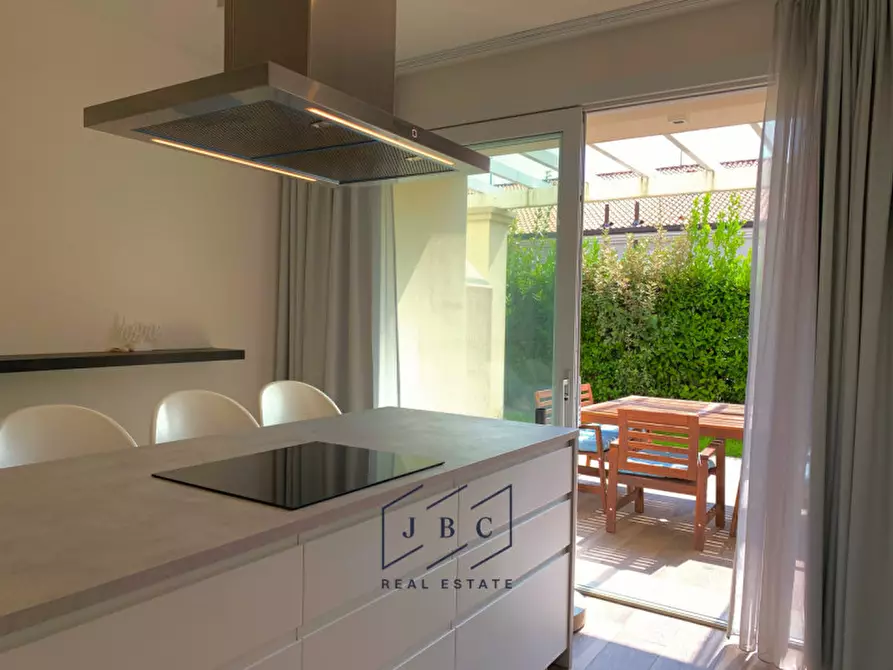 Immagine 7 di Appartamento in vendita  in Via Belluno N,13 a Jesolo