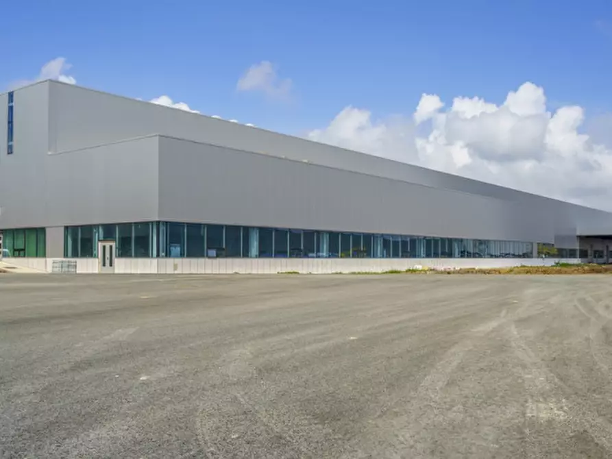 Immagine 1 di Capannone industriale in affitto  in Viale dell'industria a Belfiore