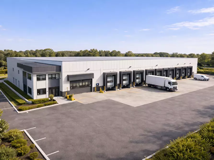 Immagine 3 di Capannone industriale in affitto  in Viale dell'industria a Belfiore