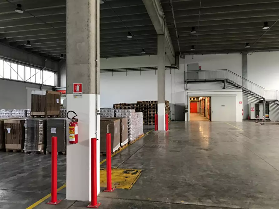 Immagine 12 di Capannone industriale in affitto  in Viale dell'industria a Belfiore