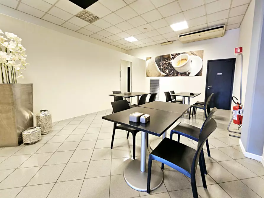 Immagine 9 di Attività commerciale in vendita  in via roma a Boara Pisani