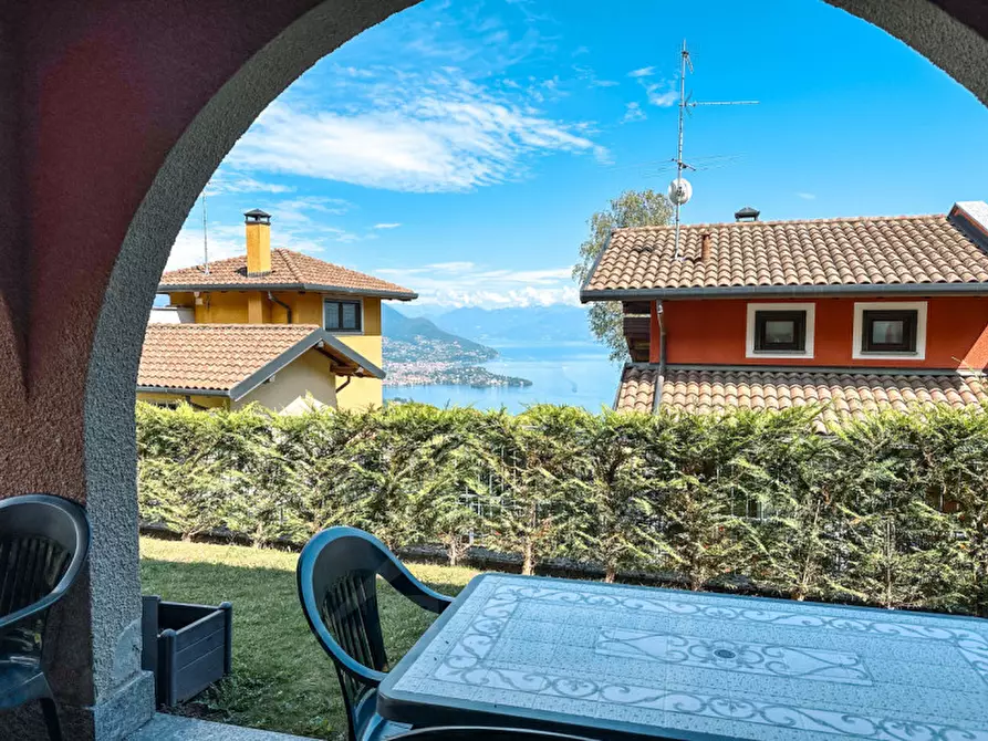 Immagine 2 di Villetta a schiera in vendita  in Via Tassera 7 a Stresa