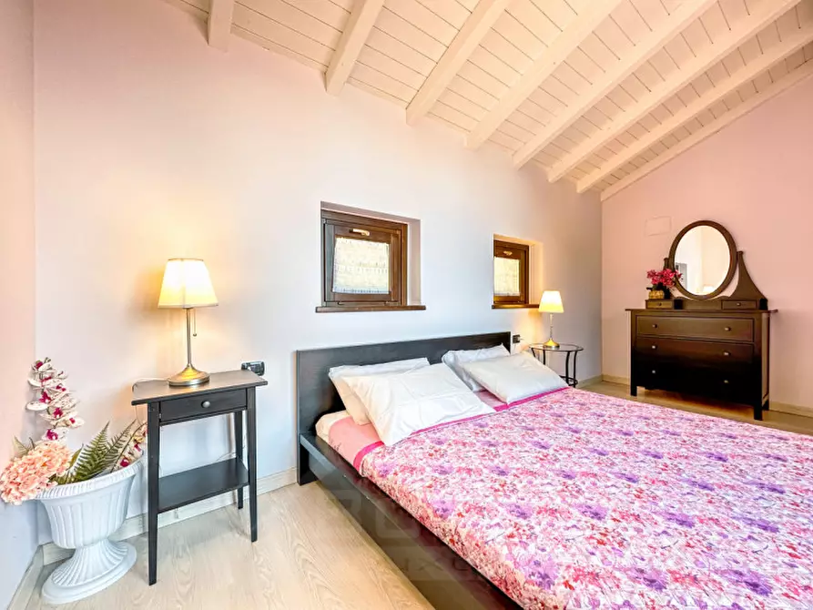 Immagine 11 di Villetta a schiera in vendita  in Via Tassera 7 a Stresa