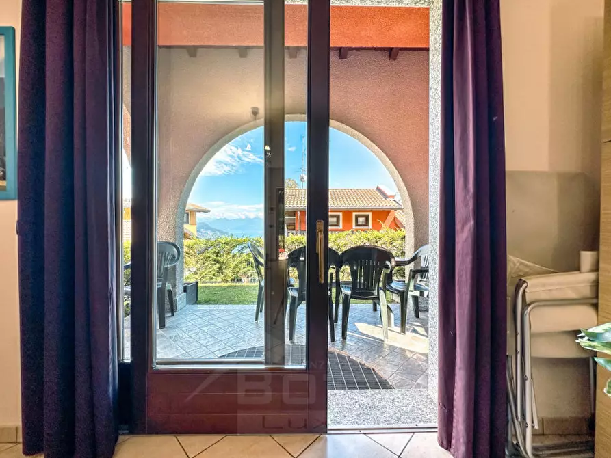 Immagine 14 di Villetta a schiera in vendita  in Via Tassera 7 a Stresa