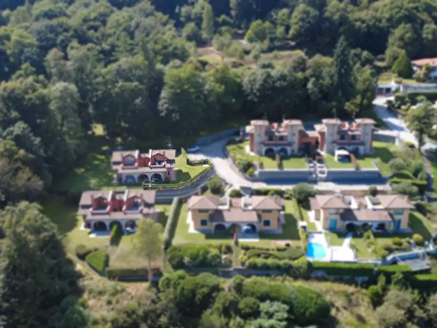 Immagine 31 di Villetta a schiera in vendita  in Via Tassera 7 a Stresa
