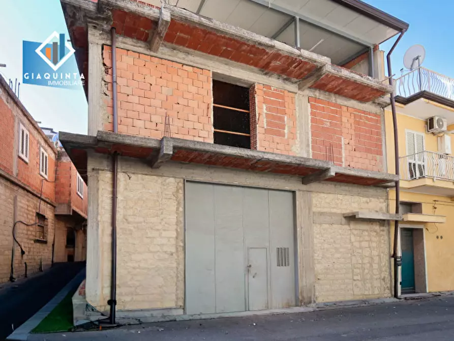 Immagine 2 di Casa indipendente in vendita  in Via Pietro Maroncelli snc a Palagonia