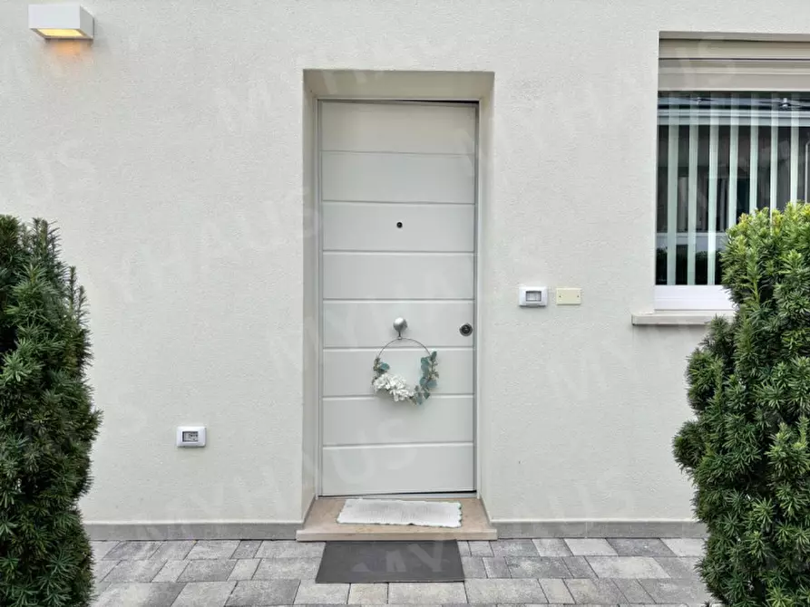 Immagine 46 di Appartamento in vendita  in VIA GAETANO DONIZETTI, 43 gatteo mare a Gatteo