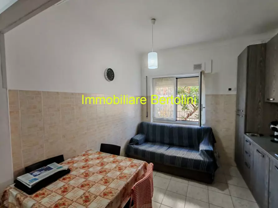 Immagine 2 di Appartamento in vendita  in Via Assisi a Bordighera