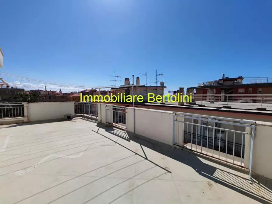 Immagine 9 di Appartamento in vendita  in Via Assisi a Bordighera