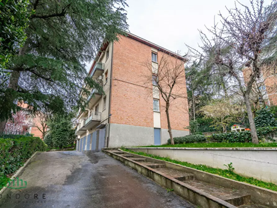 Immagine 3 di Appartamento in vendita  in Via Angelo Mariani a Bologna
