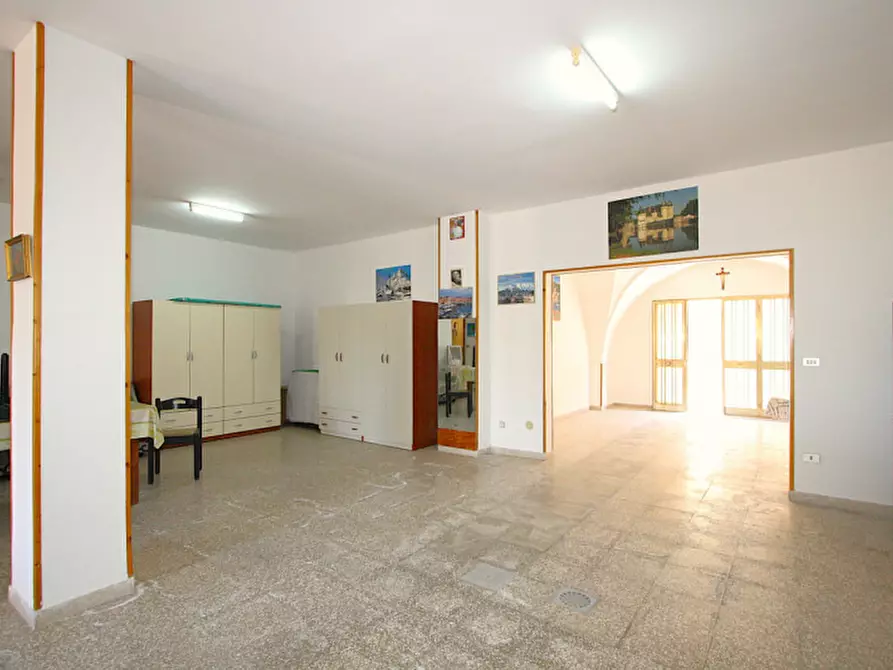 Immagine 7 di Casa bifamiliare in vendita  in Via Giacomo Leopardi a Sannicola