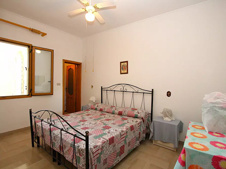 Immagine 15 di Casa bifamiliare in vendita  in Via Giacomo Leopardi a Sannicola