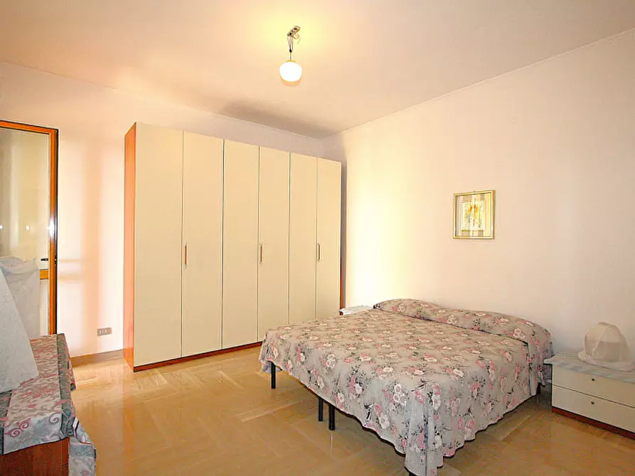 Immagine 25 di Casa bifamiliare in vendita  in Via Giacomo Leopardi a Sannicola