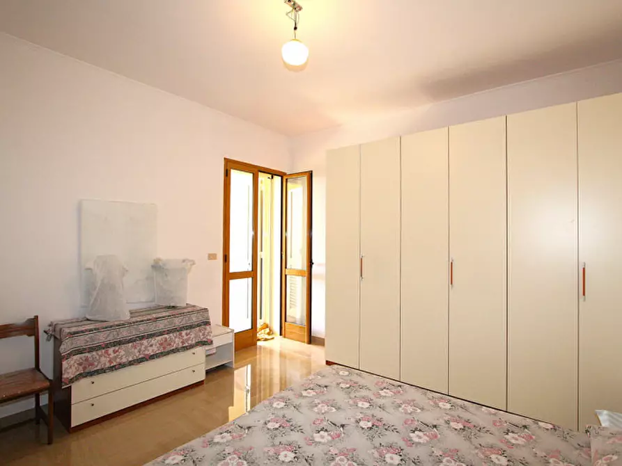 Immagine 26 di Casa bifamiliare in vendita  in Via Giacomo Leopardi a Sannicola