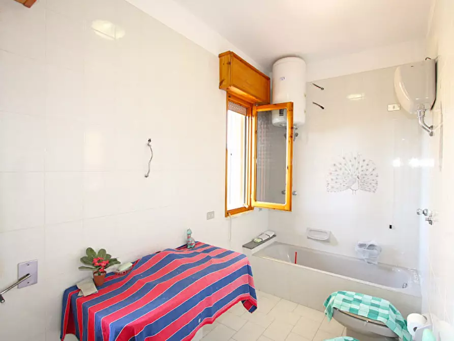 Immagine 29 di Casa bifamiliare in vendita  in Via Giacomo Leopardi a Sannicola