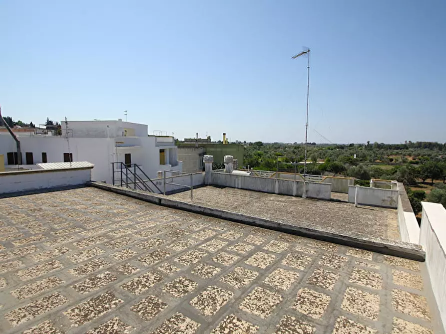 Immagine 33 di Casa bifamiliare in vendita  in Via Giacomo Leopardi a Sannicola