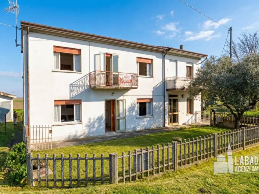 Immagine 18 di Casa bifamiliare in vendita  in Via Bentivoglio 241 a Giacciano Con Baruchella