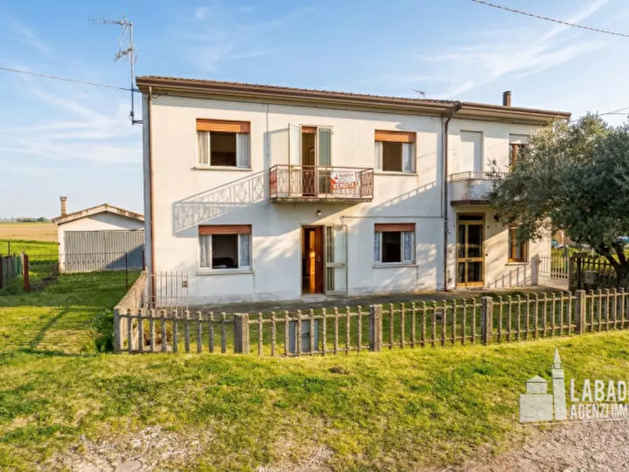 Immagine 43 di Casa bifamiliare in vendita  in Via Bentivoglio 241 a Giacciano Con Baruchella