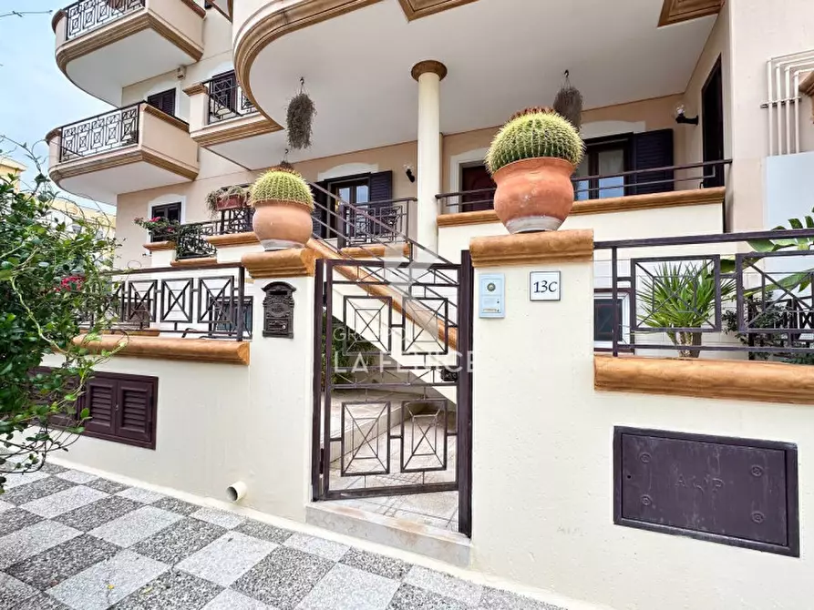 Immagine 2 di Casa indipendente in vendita  in Via Pisa 17 a Massafra