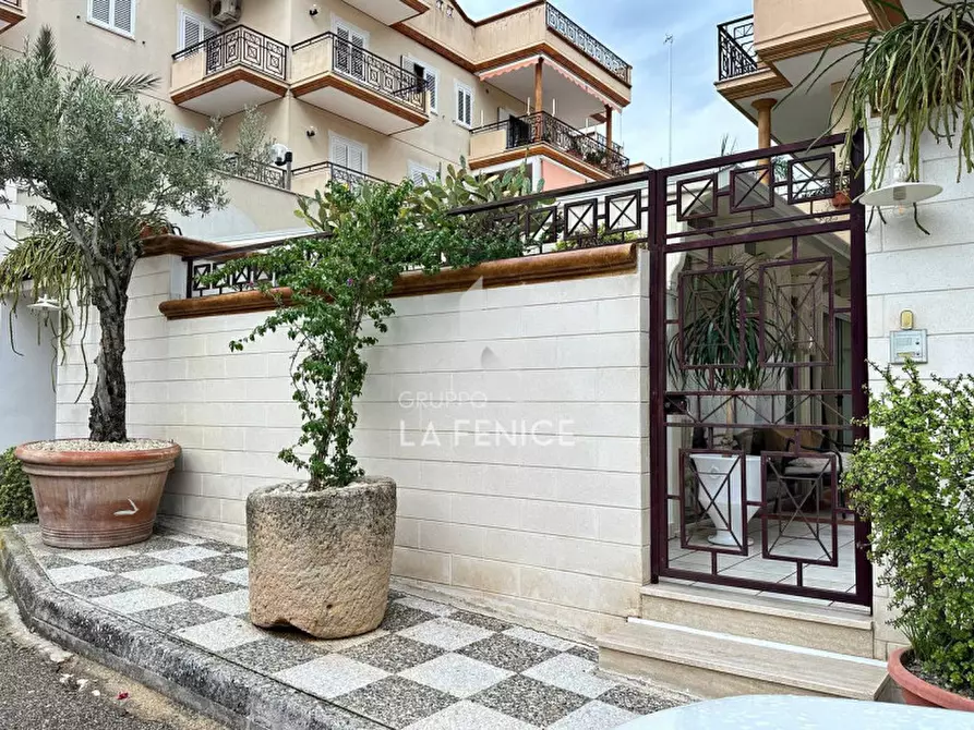 Immagine 4 di Casa indipendente in vendita  in Via Pisa 17 a Massafra