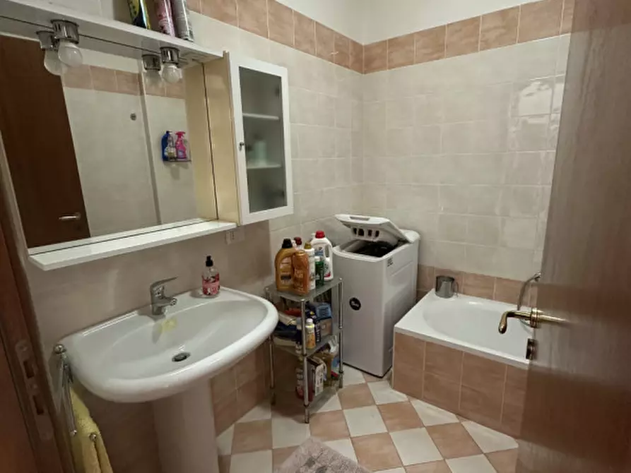 Immagine 21 di Appartamento in vendita  in Via Riccardo Rubrichi a Uggiano La Chiesa