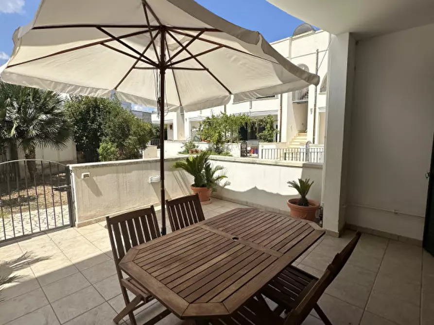 Immagine 27 di Appartamento in vendita  in Via Riccardo Rubrichi a Uggiano La Chiesa