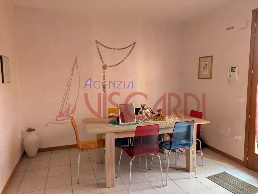 Immagine 4 di Villetta a schiera in vendita  in Via Dolomiti a Caorle