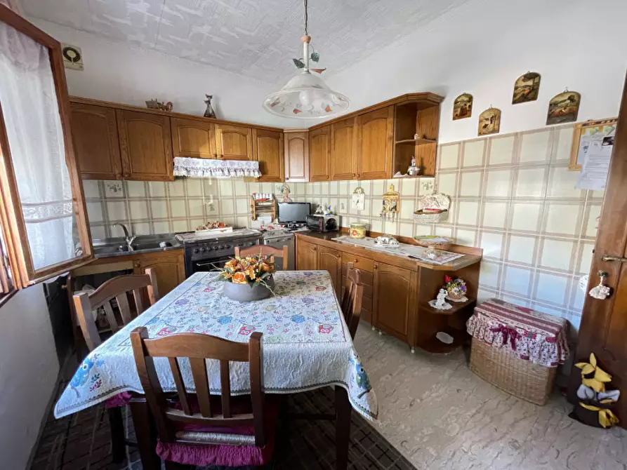 Immagine 37 di Casa indipendente in vendita  in Vicolo Pio X a Battaglia Terme