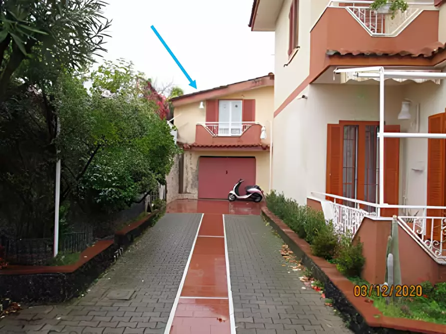 Immagine 2 di Casa indipendente in vendita  in Via Arena San Vito 4 a Ercolano