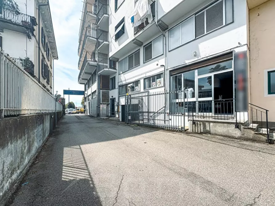 Immagine 1 di Appartamento in vendita  in piazza mazzini 82 a Borgomanero